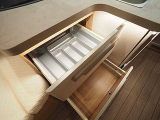 Husbil-halvintegrerad Knaus Sky Ti 700 MEB 18 av 27