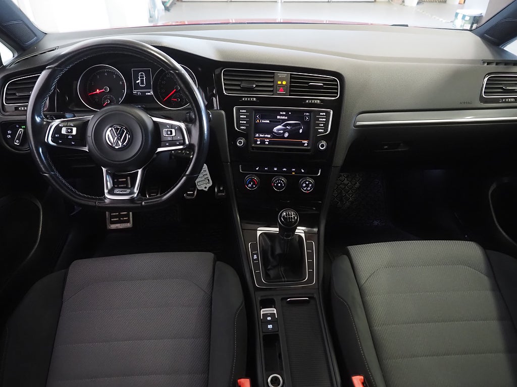 Volkswagen Golf 1.4 TSI 150hk GT | R-Line | Backkamera | 2016