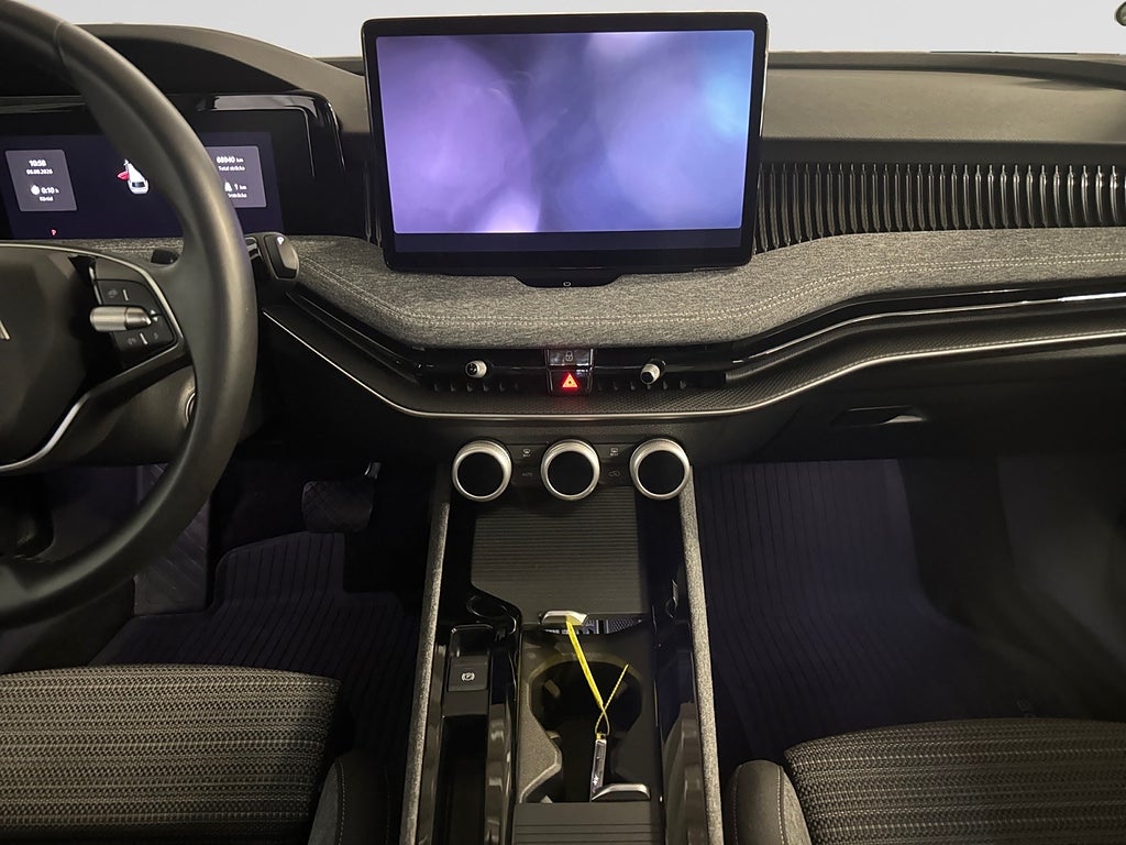 Skoda Superb iV Kombi Selection Explore Edition Drag Adaptiv fart mm bild 13