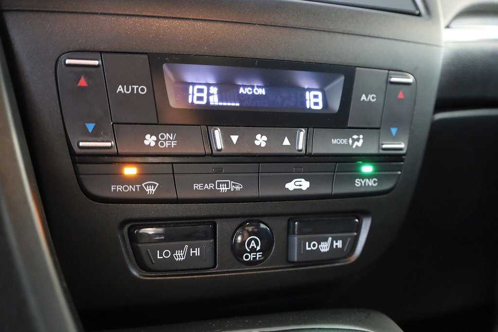 Honda Civic 1,8 i-VTEC 142HK Sport 5-D Kamera Nyservad 2015