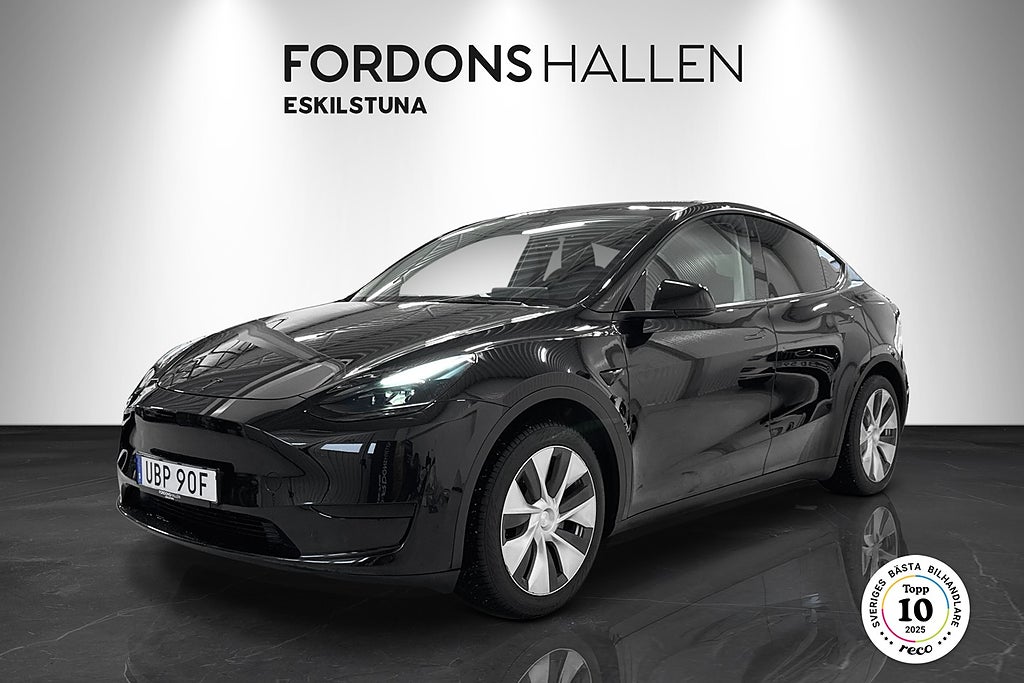 Tesla Model Y Standard Range Autopilot /Pano /Värmepump /Drag /299hk 