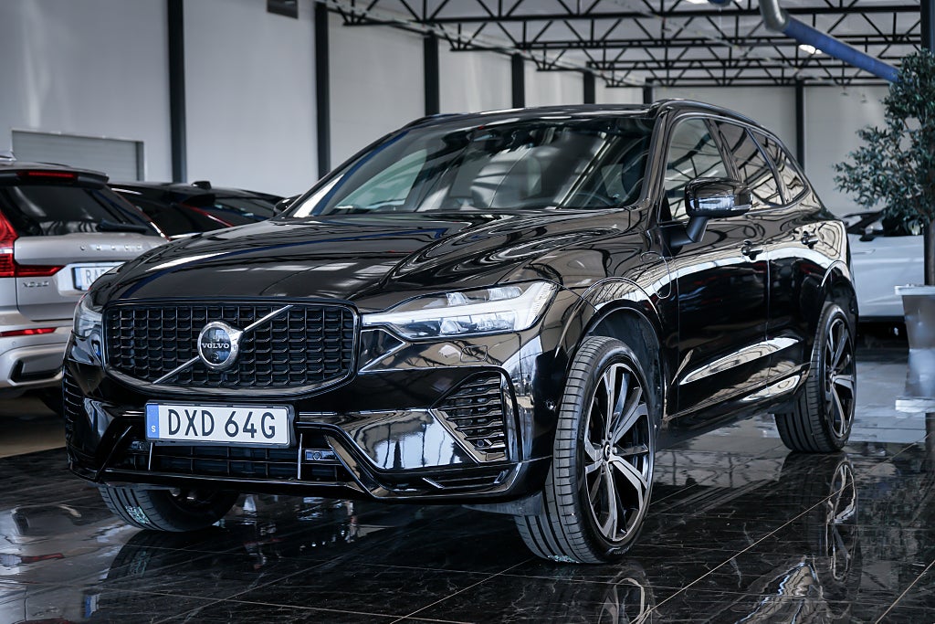 Volvo XC60 Recharge T8 AWD R-Design B&W Pano 360Kam SE SPEC
