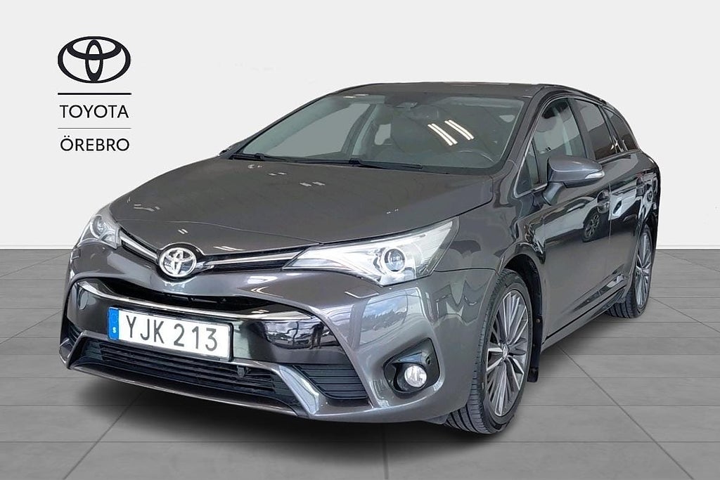 Toyota Avensis Kombi 1.8 Active Plus Skinnklädsel Drag Mv Vinterhjul