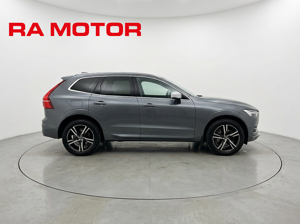 Volvo XC60 T5 250hk R-Design | B&W | Drag | 360° | Navi | HUD | 2019