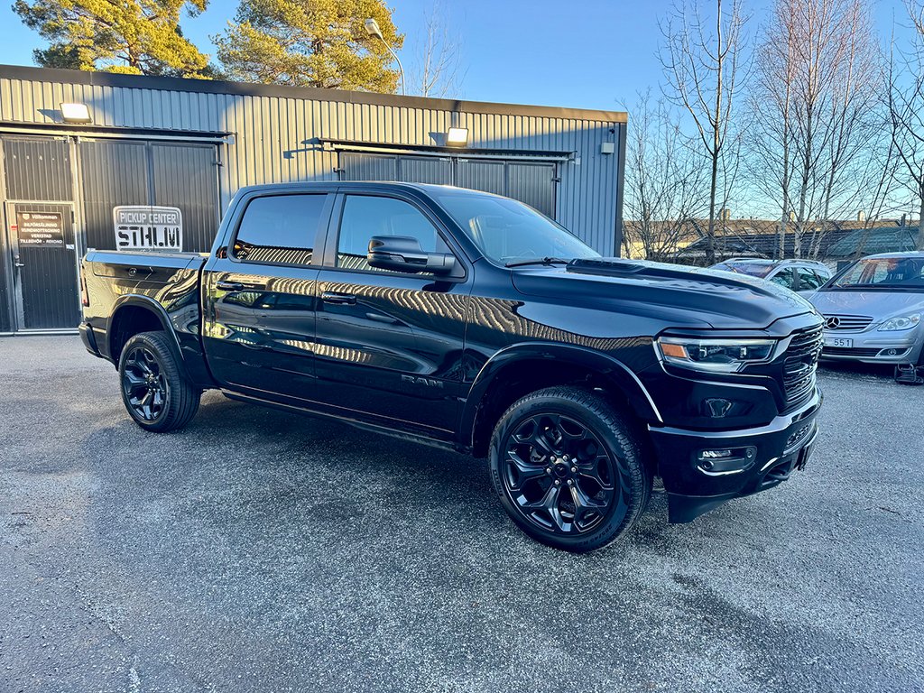 Dodge RAM Crew Cab Limited Night HEMI RamBox Multifunction 