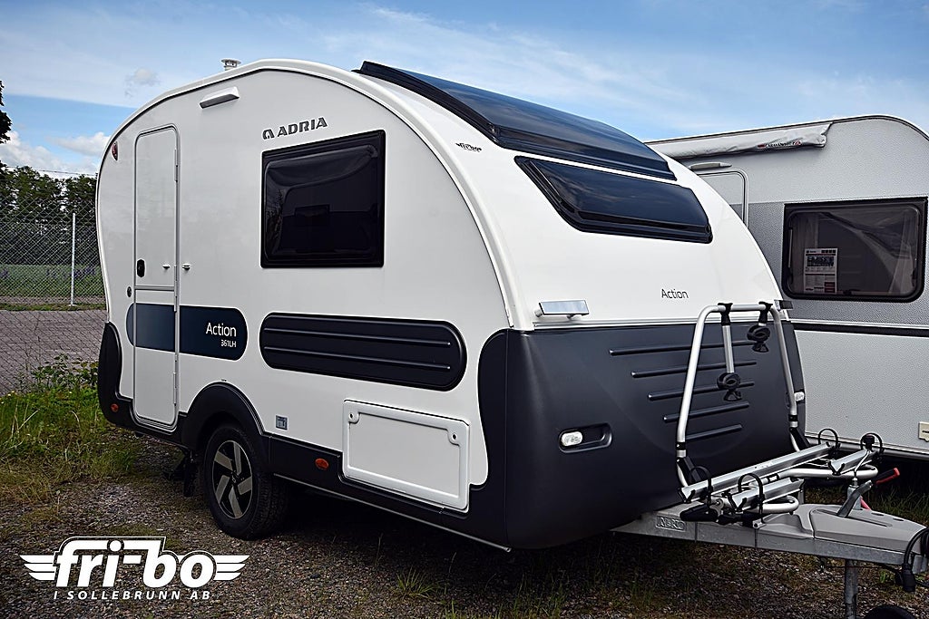 Adria 361 LH Action, Långbäddar