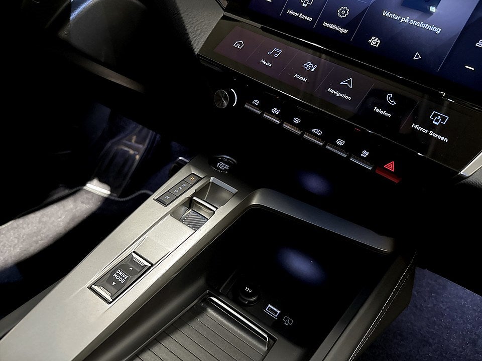 Bild på Peugeot 308 SW GT 1.2 PT 130 Aut - 360-KAMERA, ELSTOL