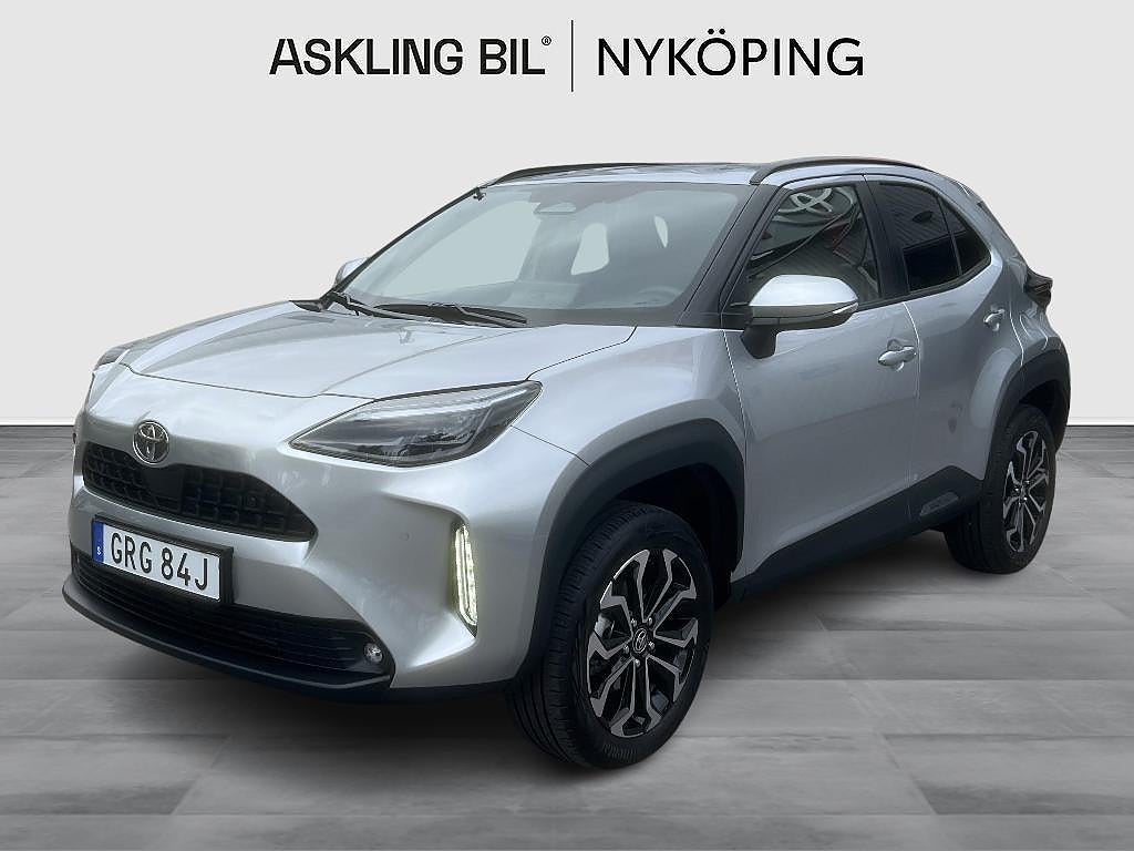 Toyota Yaris Cross Hybrid 130 Active Plus Säkerhetspaket Vinterhjul frik