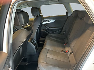 Audi A4 Avant 40 quattro S&V-däck/Drag/Navi/D-värm/Psens/MOMS – bild 13