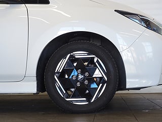 Halvkombi Nissan Leaf 8 av 21