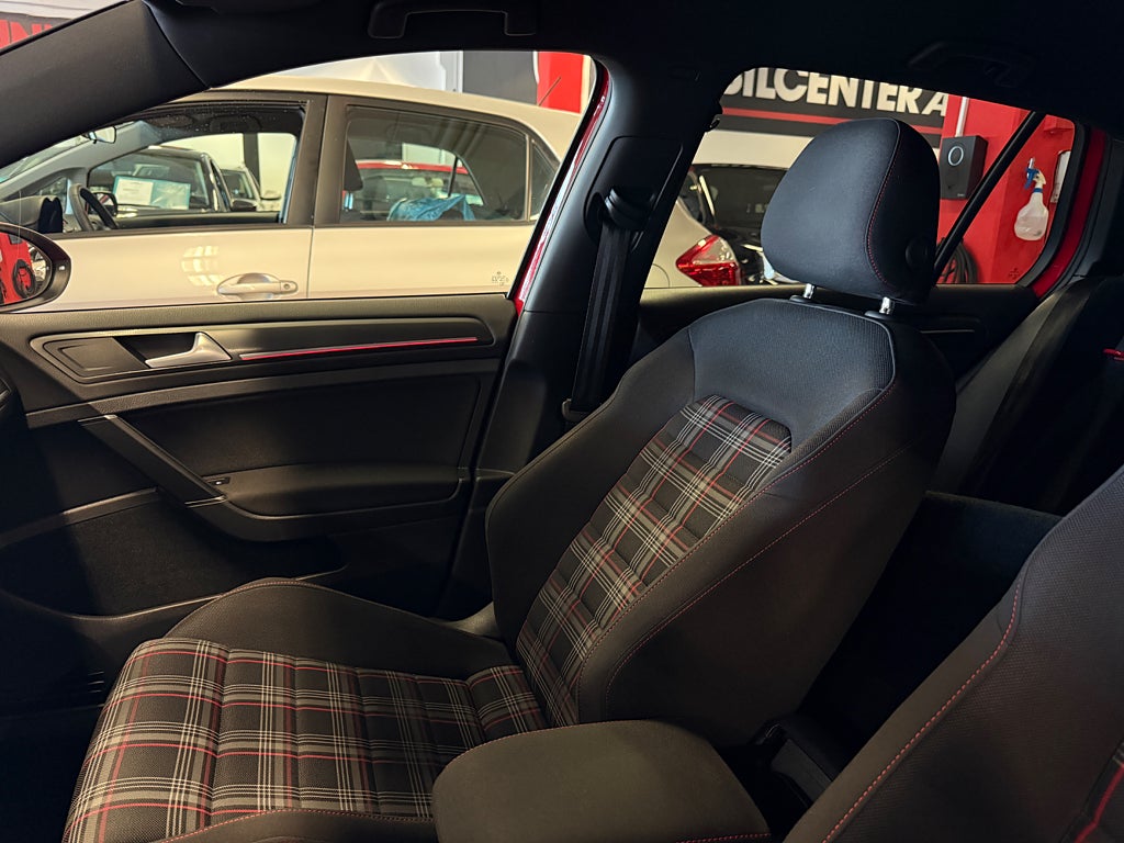 Volkswagen Golf 2018 - miniatyr 19