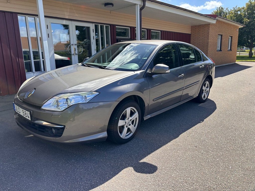 Renault Laguna 2.0 drag sedan ny besiktad välvårdad 