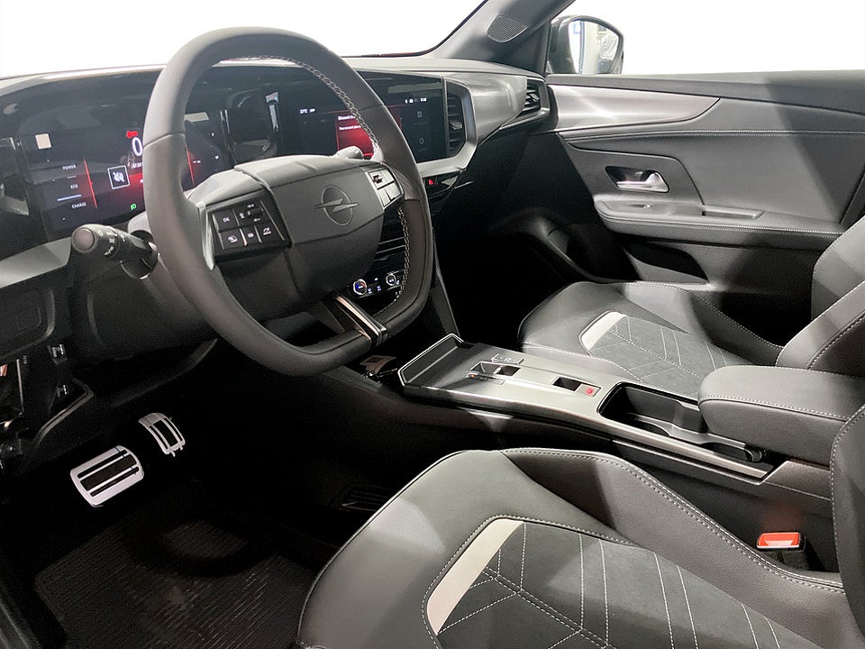 Bild på Opel Mokka GS Hybrid 145hk Aut - OMGÅENDE LEVERANS!