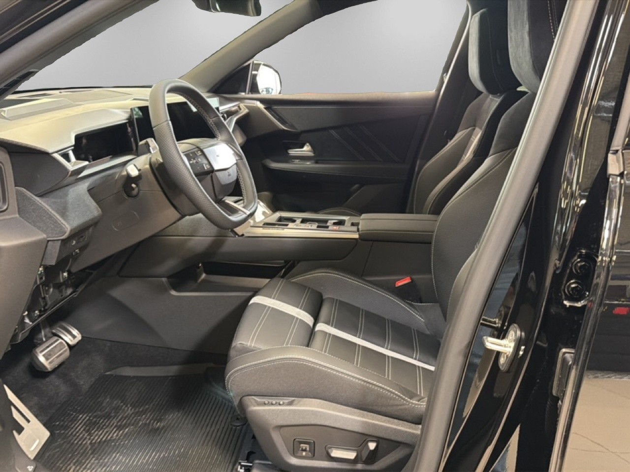 Opel Grandland X Ultimate Hybrid 1.2 2026, kuva 7/38