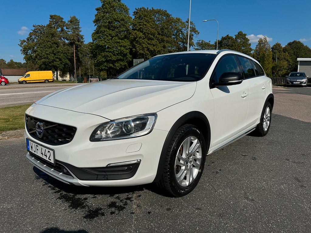 Volvo V60 Cross Country D3 Geartronic Momentum Euro 6/Drag