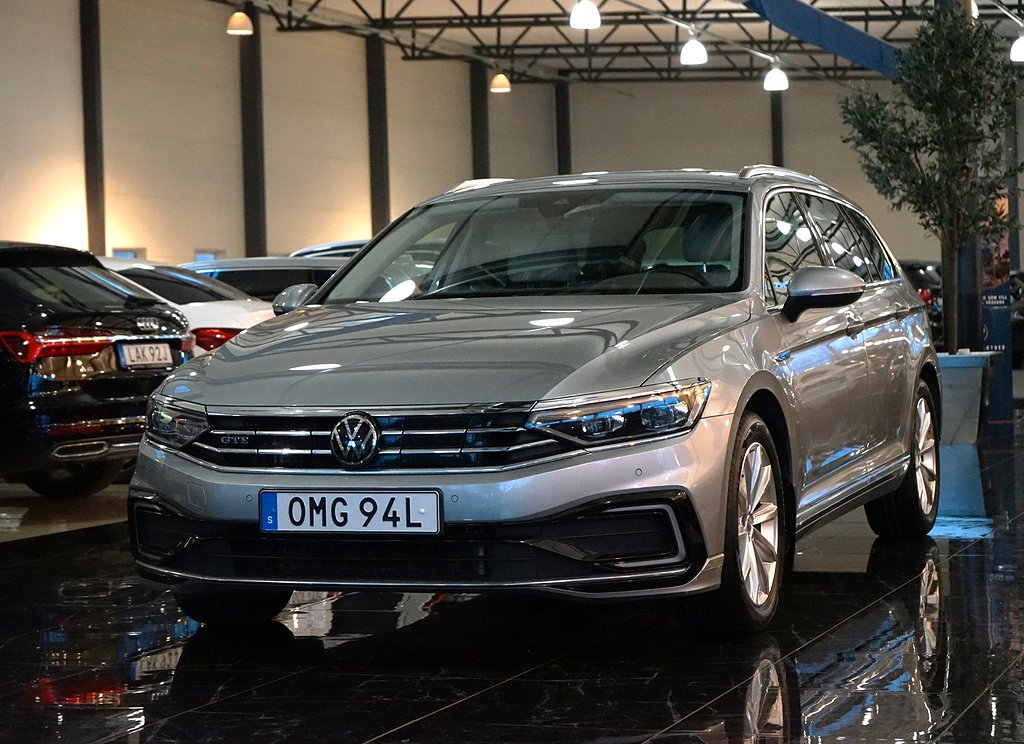 Volkswagen Passat Sportscombi GTE 1.4TSI Executive Cockpit 