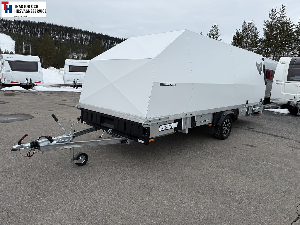 4P 550 Touring TXi med förhöjd kåpa 1700mm .