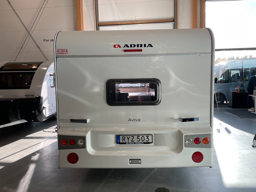 Adria Aviva 522 PK /Barnkammare / 7 bäddar / Solcell / Tält/ - Adria