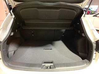 SUV Nissan Qashqai 15 av 25