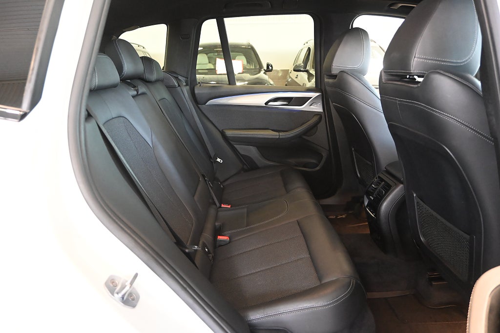 BMW X3 2019 - miniatyr 14