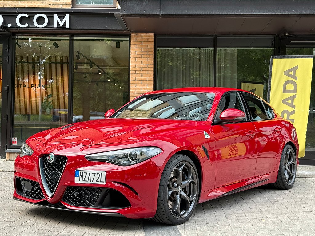 Alfa Romeo Giulia Quadrifoglio Automatisk, 8-trinn, 510ps, 2019