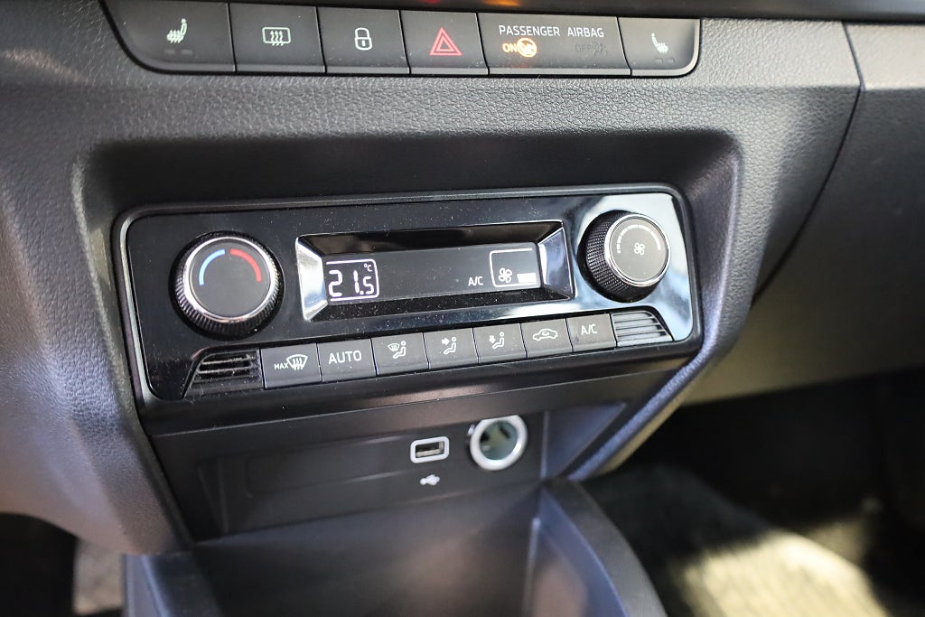 Skoda Fabia 1.0 TSI Style ColorConcept PDC Blåtand Drag Komfort-Pkt 2019