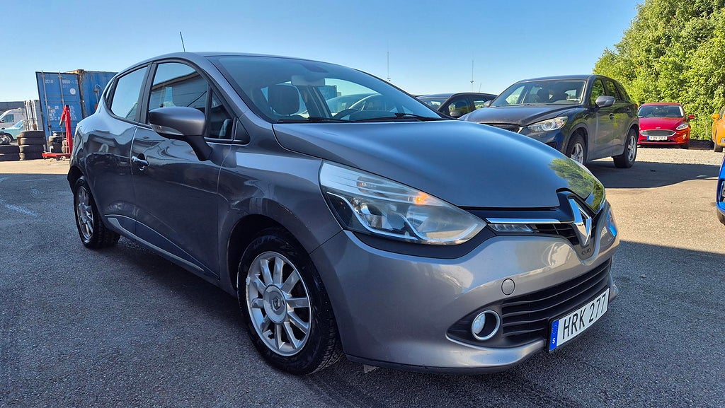 Renault Clio 0.9 TCe EU5 Nybes Nyservad