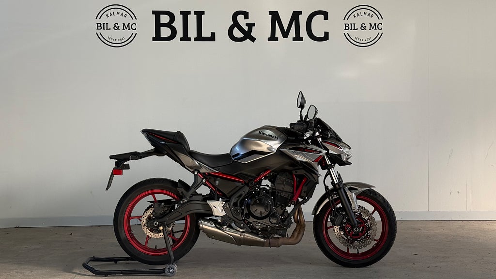 Kawasaki Z650 0kr insats 