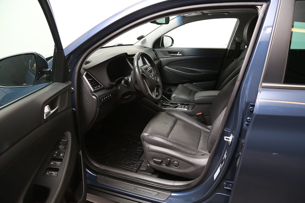 Hyundai Tucson 1,6 T-GDI 177hk Premium AWD Aut Pano Skinn Motorv Drag 2017