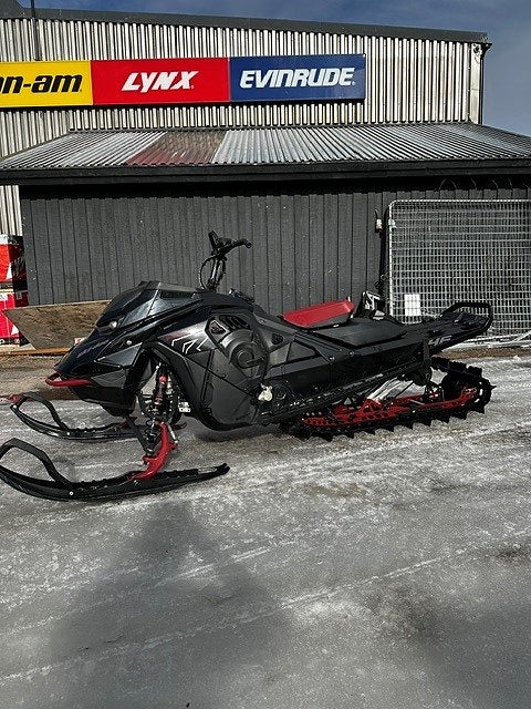 Ski-Doo Freeride 146" 850 E-tec  