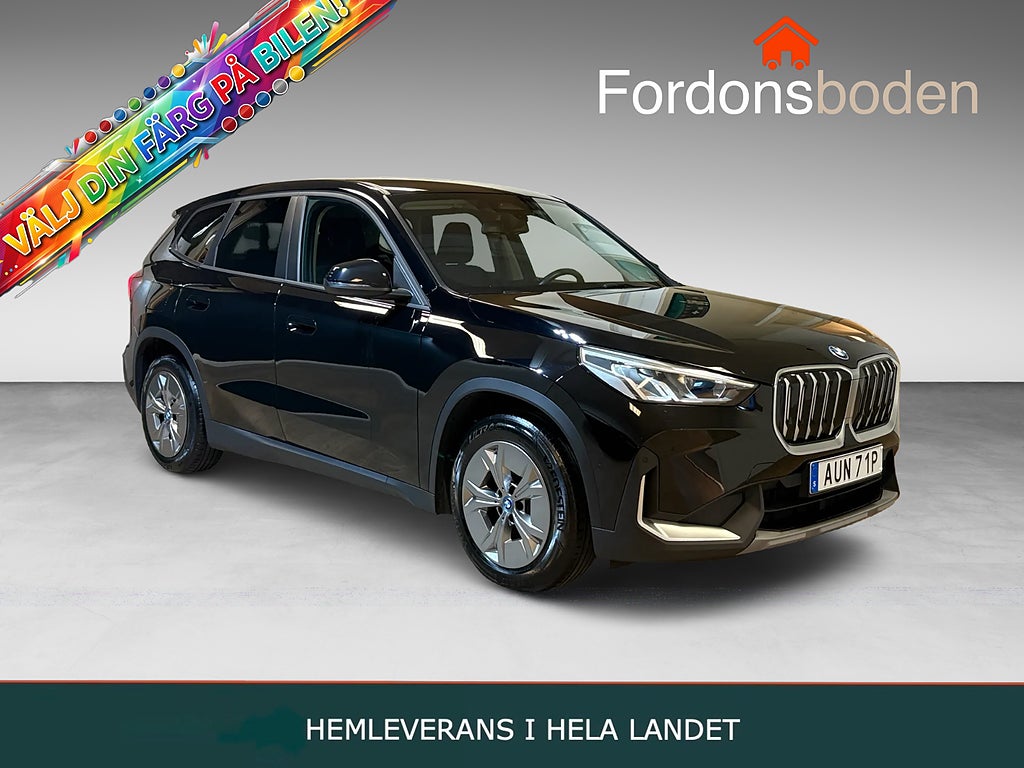 BMW iX1 xDrive30 M Drag MOMS B.kam El-stol Navi Adapt.fjädring