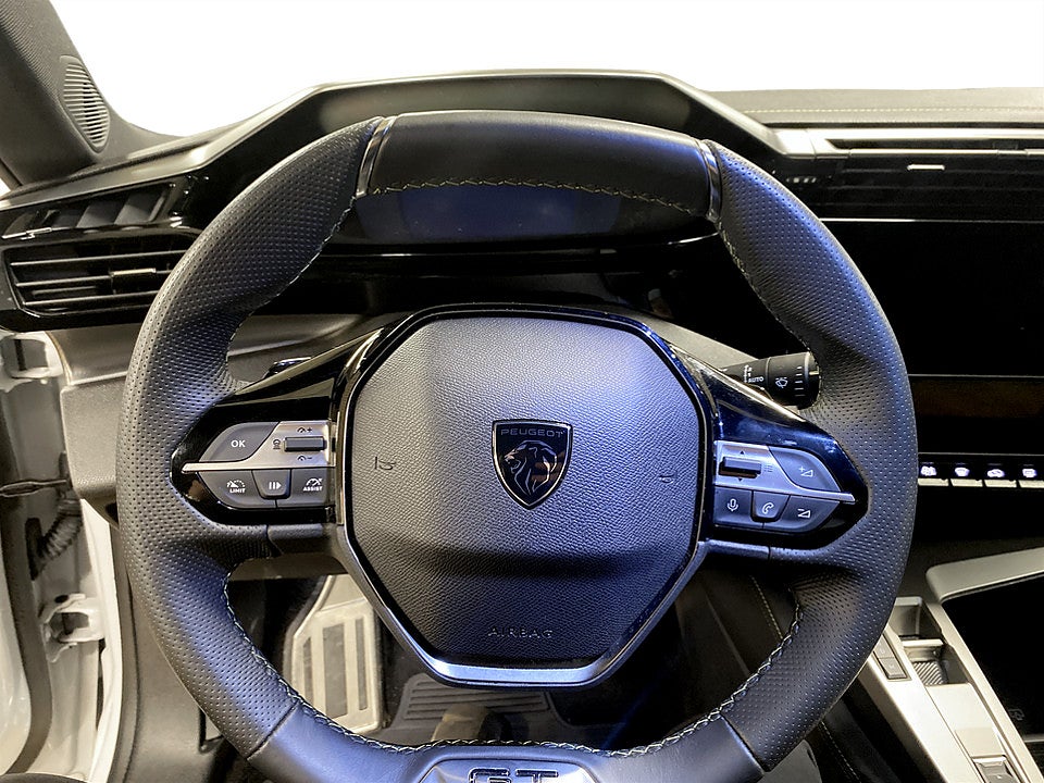 Bild på Peugeot 308 5D GT 1.2 PT 130hk Aut - 360,ELSTOL,CARPLAY