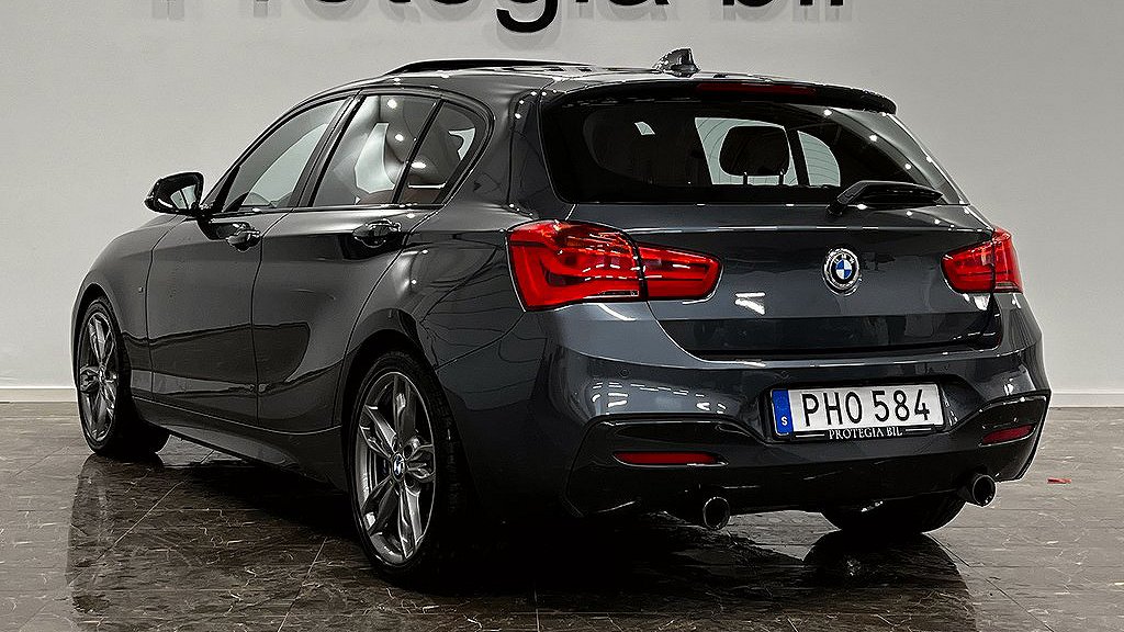 Den andra generationen av BMW 1-serien gjorde entré 2011. 