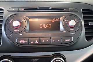 Halvkombi Kia Picanto 13 av 19