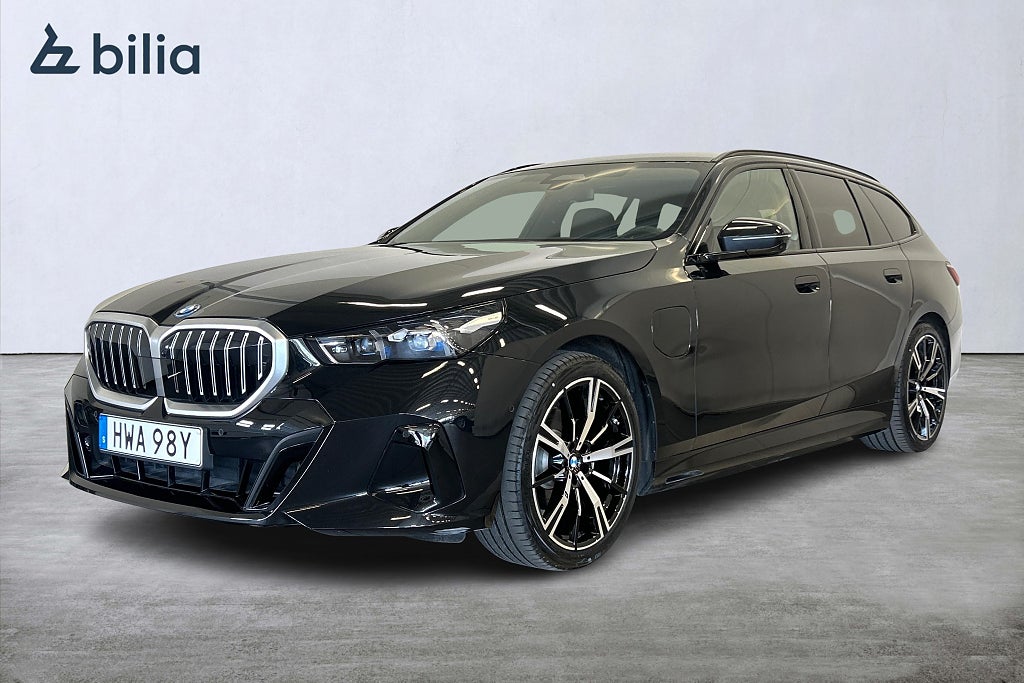 BMW 530e xDrive Touring/M Sport/DEMO/Drag/Harman Kardon/20"