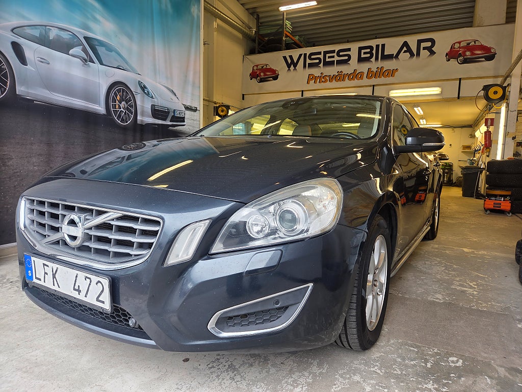 Volvo S60 T4 Powershift Momentum Euro 5