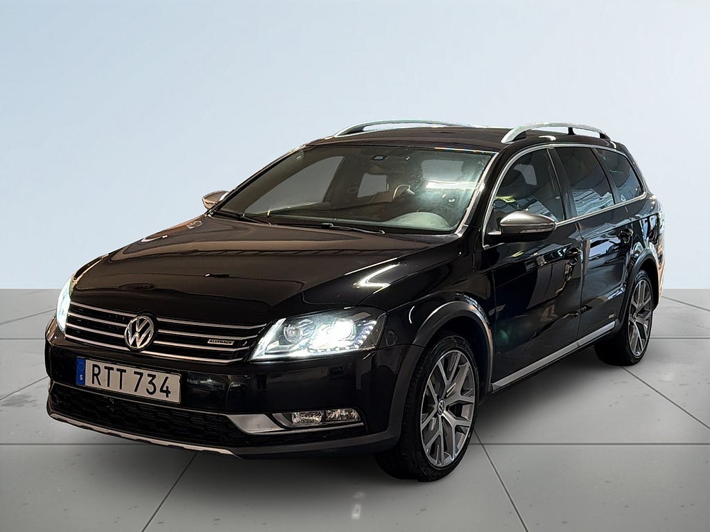 Volkswagen Passat Alltrack 2.0 TDI Alltrack Drag/Kamera/Skinn/D-Värm/Ny besiktad