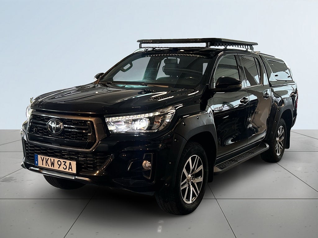 Toyota Hilux Dubbelhytt 2.4 AWD MOMS/MoK/Skinn/Kamera/Dvärm/Ledramp