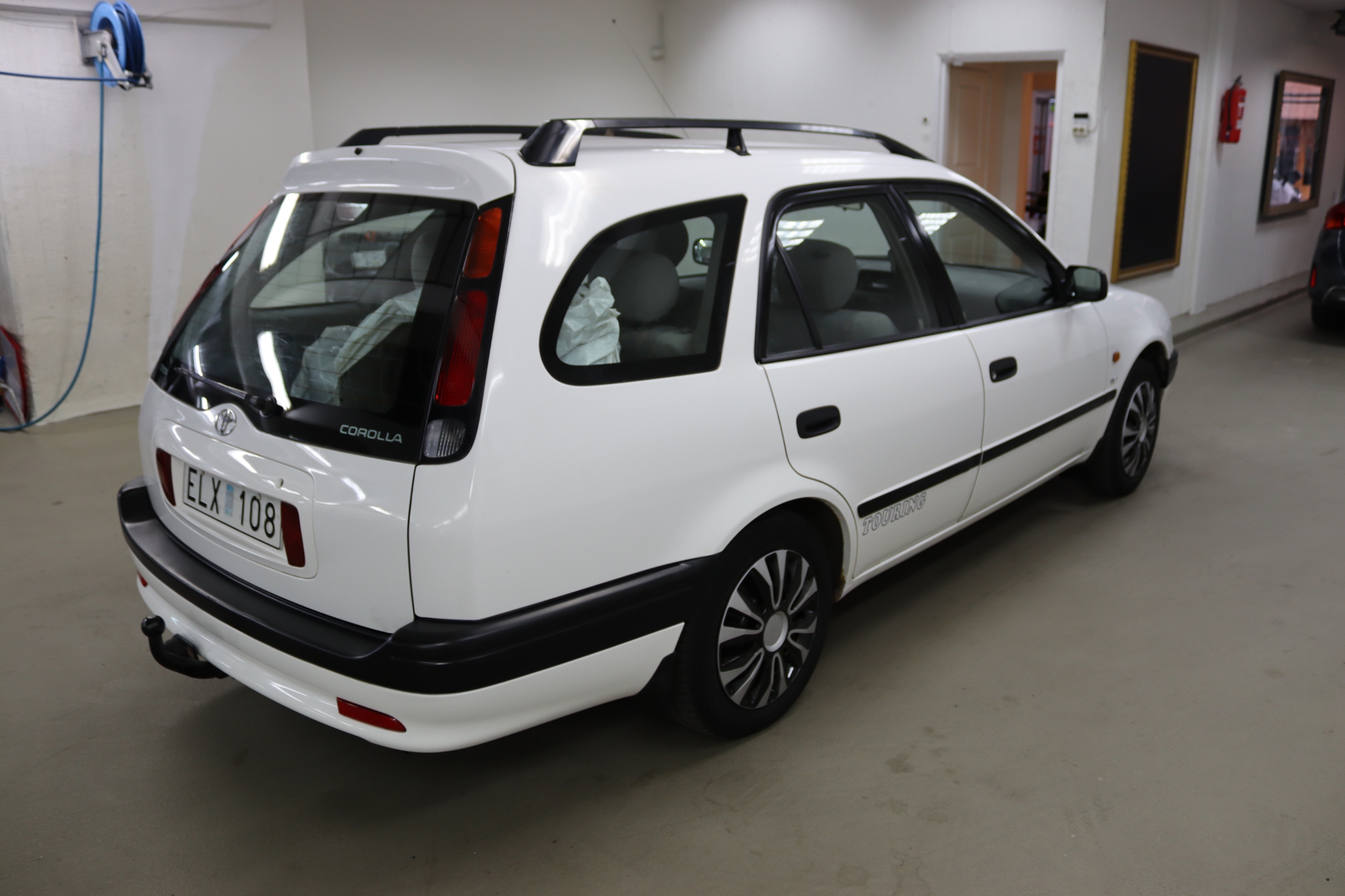 Toyota Corolla Kombi 1.6 110 hk 1998, bild 6/63