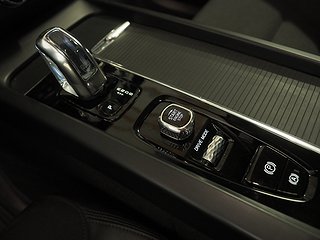 SUV Volvo XC60 20 av 24