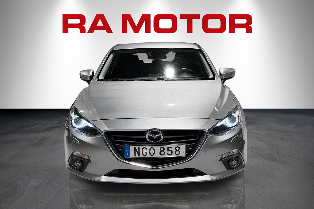 Mazda 3 Sport 2,0 SKYACTIV-G 120hk Vision Navi P-sensorer 2016