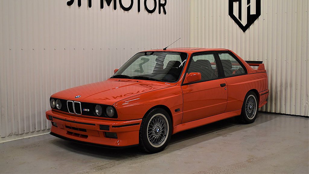 Den här BMW:n har renoverats till nyskick. 