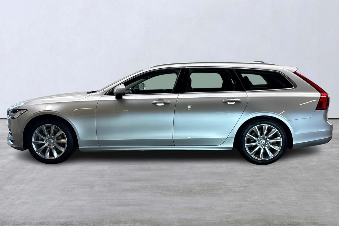 Volvo V90 D3 Momentum 2020, bild 2/10