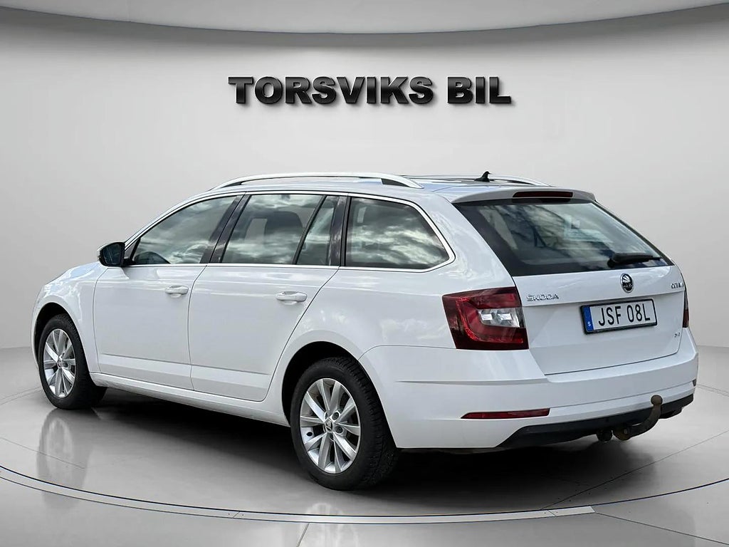 Skoda Octavia Kombi 2.0 TDI SCR 4x4 Style  - miniatyr 4