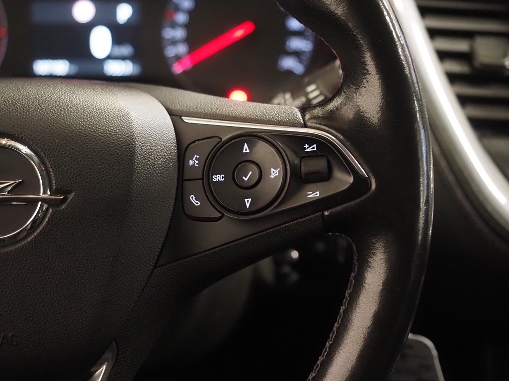 Opel Grandland X 1.2 Turbo 130hk Design Line | Backkamera | 2021