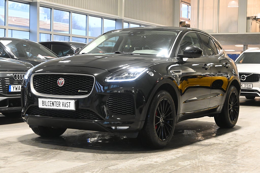 Jaguar E-Pace P250 R-Dynamic AWD Aut Drag Navi *HJULKAMPANJ*
