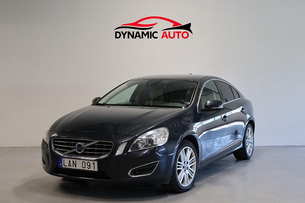 Volvo S60 2.0T Powershift Momentum/Lågmil/Bluetooth/Värmare/203hk