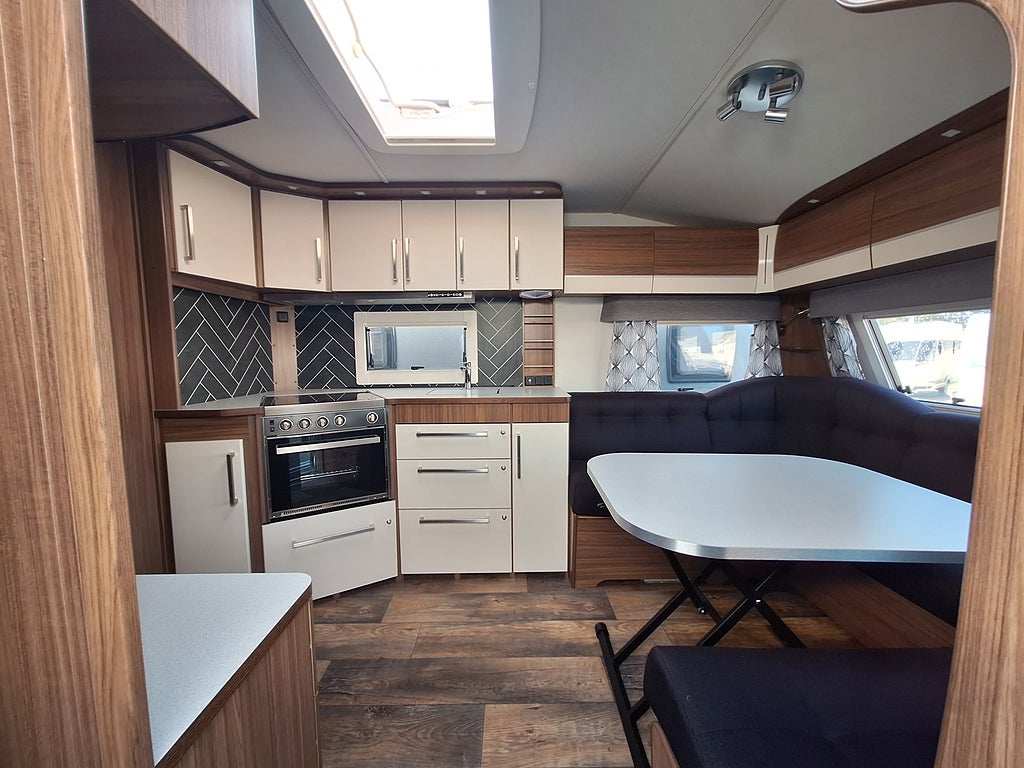 Polar Edition 620 LB VK Långbädd, Mover, Nytt Tält