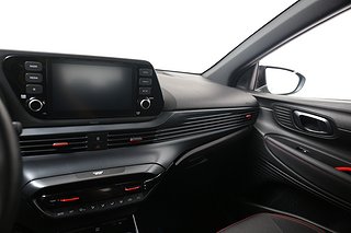 Halvkombi Hyundai i20 10 av 22