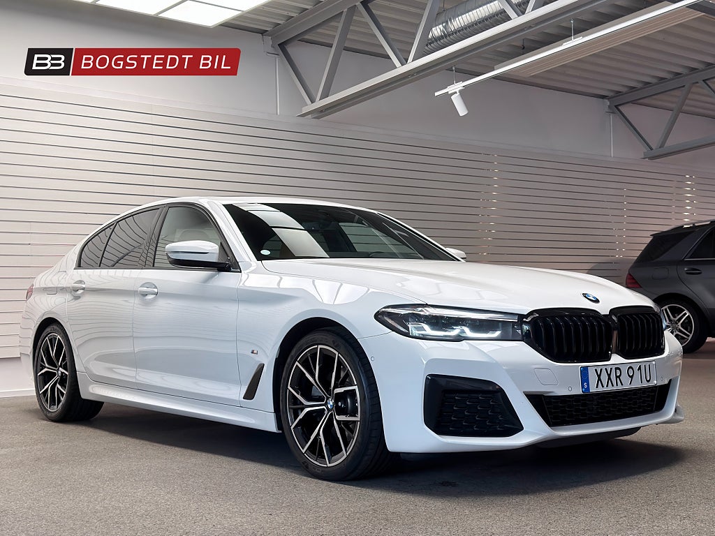 BMW 520d xDrive Sedan M Sport | Drag | H/K | Taklucka| Keyless